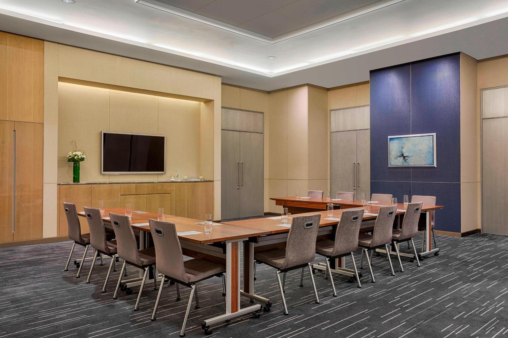 The Westin Centre Bahrain Hotel